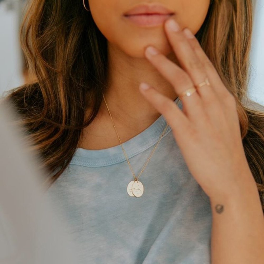 Pisces Bohemian Zodiac Minimalist Charm Necklace - Picture 3 of 13